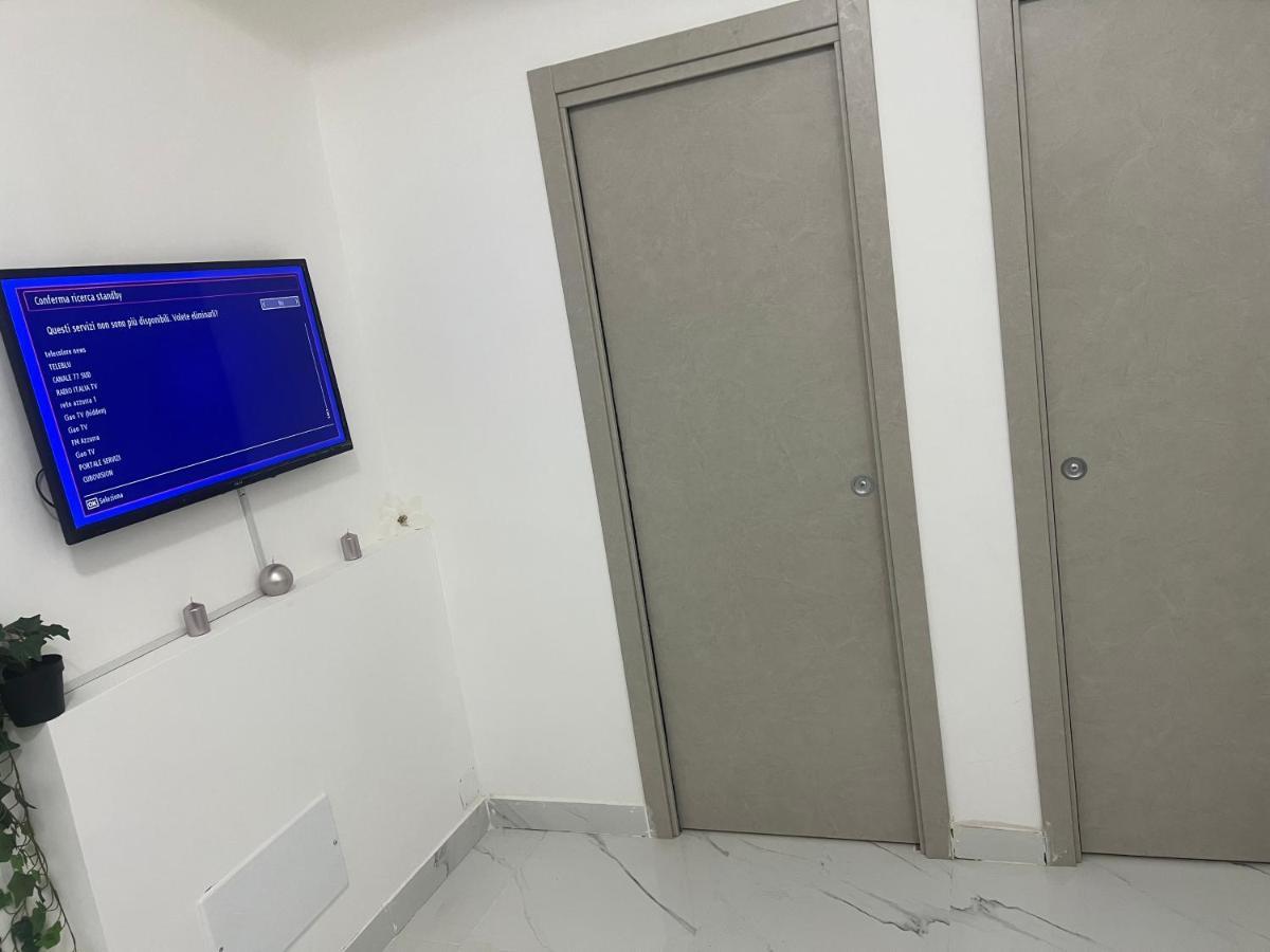 Casa Partenopea Apartment เนเปิลส์ ภายนอก รูปภาพ